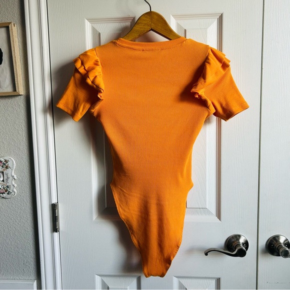Zara bright orange short ruffle sleeve bodysuit - Picture 8 of 8